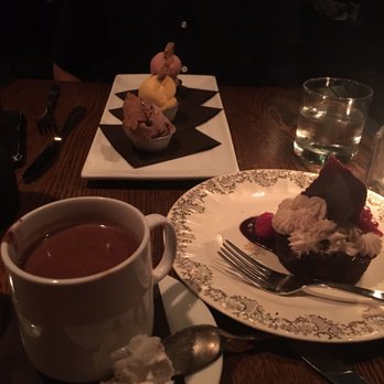 Mindy's Bakery - Sweet on sweet on sweet - Desserts Near Me - Chicago, Illinois