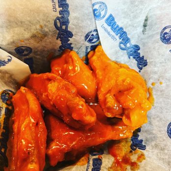 BuffaLouie's - Chicken Wings Near Me - Bloomington, Indiana