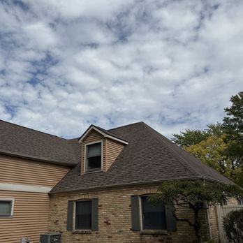 LaLonde Builders - Right side of roof in back - Roofing Near Me - Standish, Michigan LaLonde Builders - Right side of roof in back - Roofing Near Me - Standish, Michigan
