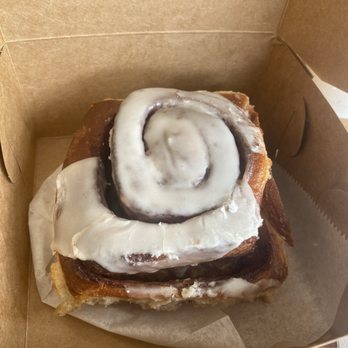 Idle Hands Bread Company - Cinnamon roll - Bakeries Near Me - Richmond, Virginia Idle Hands Bread Company - Cinnamon roll - Bakeries Near Me - Richmond, Virginia