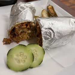 Taqueria & Birrieria Pacheco - Chicken burrito