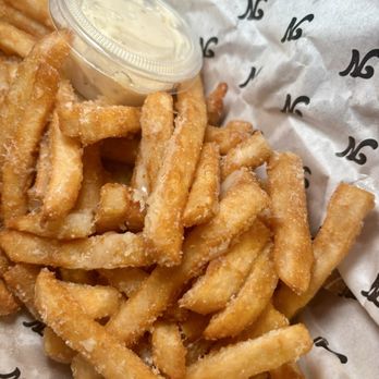 Nonnina - Parmesan truffle fries - Ice Cream & Frozen Yogurt Near Me - Lachine, Quebec Nonnina - Parmesan truffle fries - Ice Cream & Frozen Yogurt Near Me - Lachine, Quebec