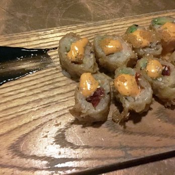 Uchiko Austin - Shag Roll (omg, so good!) - Sushi Bars Near Me - Austin, Texas Uchiko Austin - Shag Roll (omg, so good!) - Sushi Bars Near Me - Austin, Texas