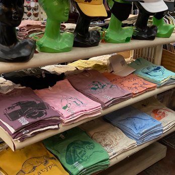 Y Que - Cool shirts!! - Vinyl Records Near Me - Los Angeles, California Y Que - Cool shirts!! - Vinyl Records Near Me - Los Angeles, California