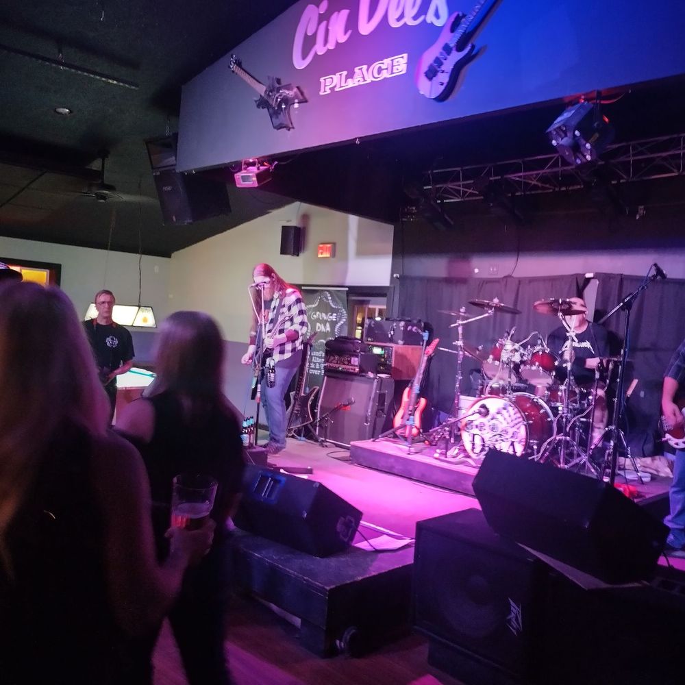 Cin Dees Place - The stage was huge and the sound was fantastic for those.music lovers ... - Bars Near Me - Medina, Ohio