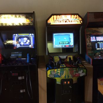8 Bit Arcade Bar - Bars Near Me - Peoria, Illinois