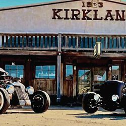 Kirkland Bar & Steakhouse - Right at home :)