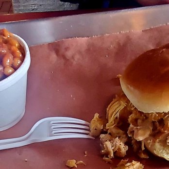 Rowdy's Smokehouse - Pulled chicken, side of beans - Smokehouse Near Me - Jackson, Ohio