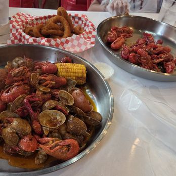 Grab A Crab - Cajun/Creole Near Me - Monterey Park, California Grab A Crab - Cajun/Creole Near Me - Monterey Park, California