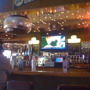 Kinsmen Tavern - Bars Near Me - Bristol, Rhode Island