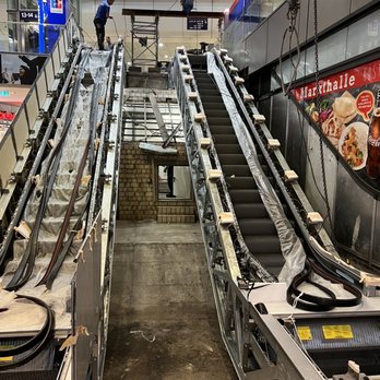 Hannover Hauptbahnhof - ...die neuen Rolltreppen - Train Stations Near Me - Hanover, NI Hannover Hauptbahnhof - ...die neuen Rolltreppen - Train Stations Near Me - Hanover, NI