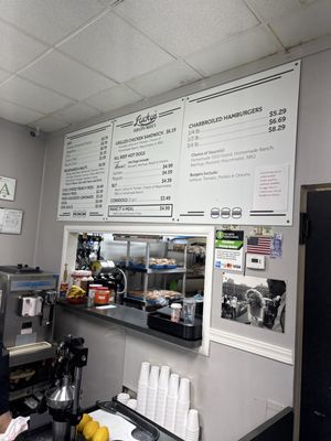 Lucky's Burgers & Shakes by null
