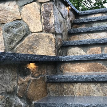 Stein Masonry - stone steps leading up to a stone wall - Masonry/Concrete Near Me - Randolph, Massachusetts Stein Masonry - stone steps leading up to a stone wall - Masonry/Concrete Near Me - Randolph, Massachusetts