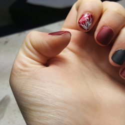 De'france Nails - They got our party of 8 in at 4 and did an amazing job on everyone's nails! Thanks guys!