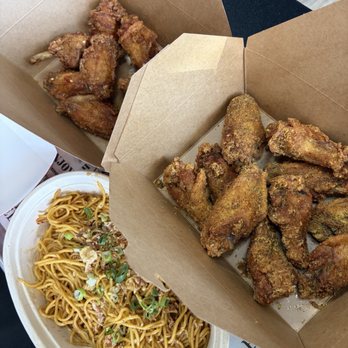 Mango Steen's - Chicken Wings Near Me - Seattle, Washington