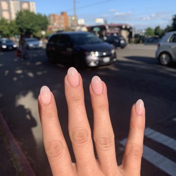 Bella Nails and Spa - Amazing nails by Amy @BellaNails - Nail Salons Near Me - Seattle, Washington