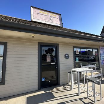 Selfie Studio Tea Lounge - Front - Bubble Tea Near Me - Lockeford, California