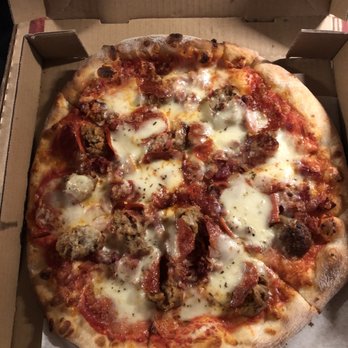 Bruno's Pizza - medium Napoli (pepperoni, meatball, bacon, fresh mozzarella). pretty decent pizza. loaded up with toppings - Pizza Near Me - Groton, Massachusetts