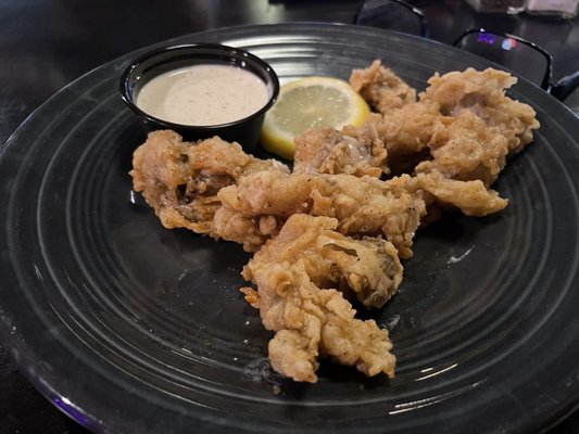 Lucky 12 Tavern by null