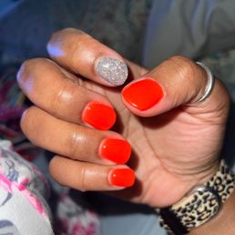 Dip color on real nails