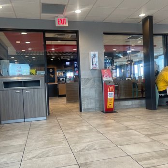 McDonald's - View of cashier counter from play area - Fast Food Near Me - Reno, Nevada
