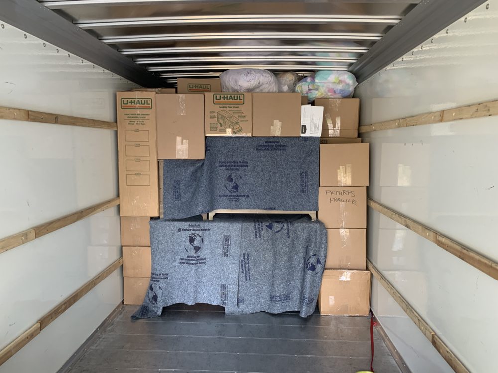 WE MOVE STUFF 29 Photos Middletown, Connecticut Movers Phone