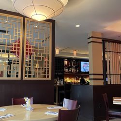 Jin's Fine Asian Cuisine & Sushi Bar - Dining Area and Bar.