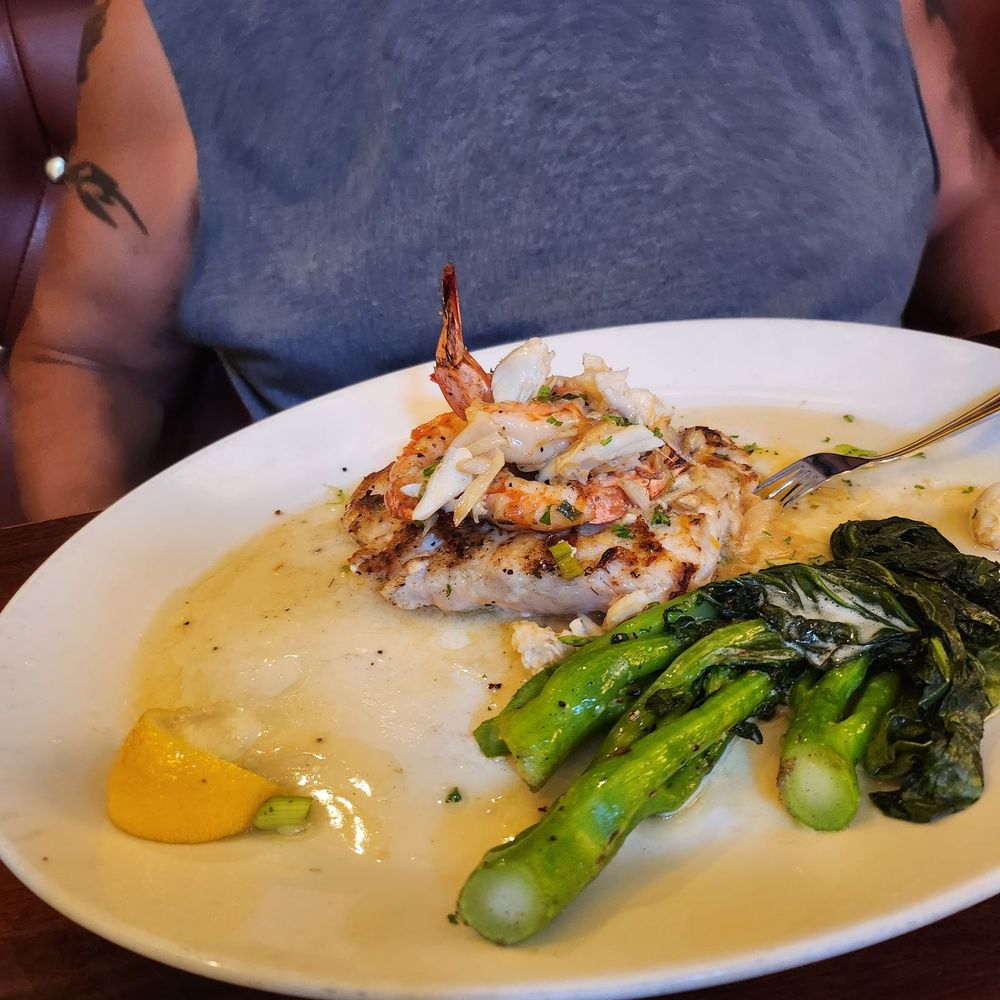 Pappadeaux Seafood Kitchen - Snapper with shrimp and crab meat on top and broccolini - Seafood Near Me - Austin, Texas