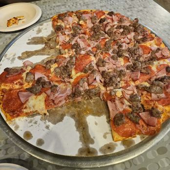Melting Pot Pizza - Pizza Near Me - Front Royal, Virginia