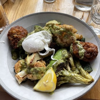 Hole In The Wall - Spring Bowl Brunch - Australian Near Me - Brooklyn, New York Hole In The Wall - Spring Bowl Brunch - Australian Near Me - Brooklyn, New York