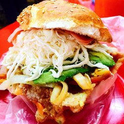 Cemitas Las Poblanitas