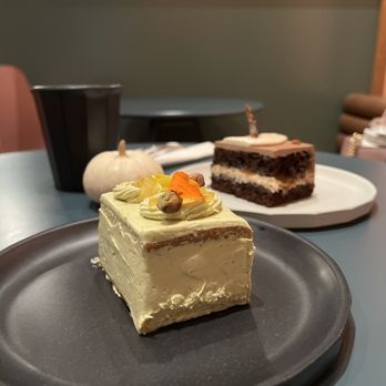 Paper Cake Shop - Cardi P - Patisserie/Cake Shop Near Me - Seattle, Washington Paper Cake Shop - Cardi P - Patisserie/Cake Shop Near Me - Seattle, Washington