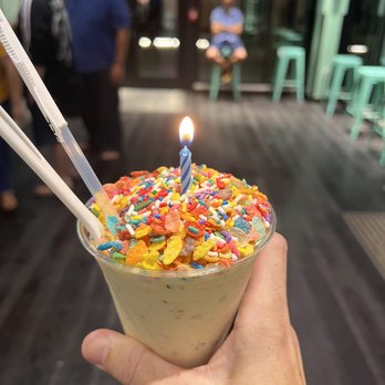Milky Cereal Bar - Ice Cream & Frozen Yogurt Near Me - Kapolei, Hawaii