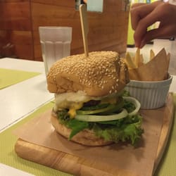 2 Story Kitchen - Vampire Killer burger