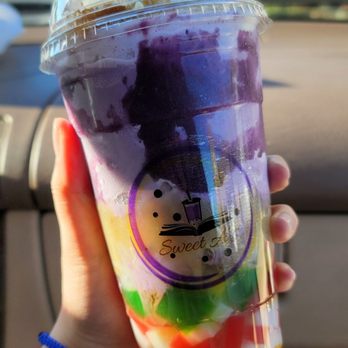 Sweet A's - Ultimate Halo-Halo - Bookstores Near Me - Pittsburg, California