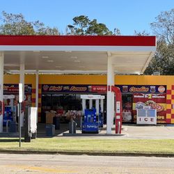 Exxon Stuckey’s - Gas is $3.09 and grab a snack