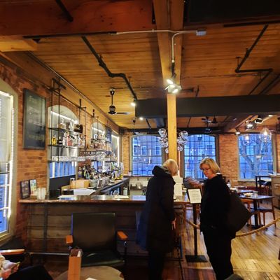 Simon Pearce by null