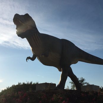 Dinosaurier Museum Altmühltal - T-Rex is out front to take pictures with. - Museums Near Me - Denkendorf, BY Dinosaurier Museum Altmühltal - T-Rex is out front to take pictures with. - Museums Near Me - Denkendorf, BY