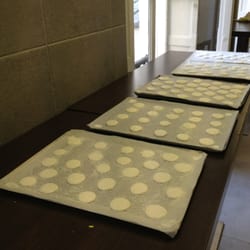 Les coques de macaron à la noix de coco sont prêtes à cuire !