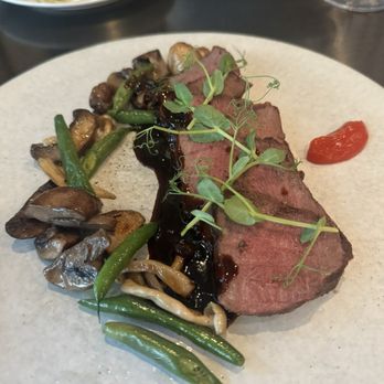 El Cielo - Pork shoulder - Tapas Bars Near Me - Honolulu, Hawaii