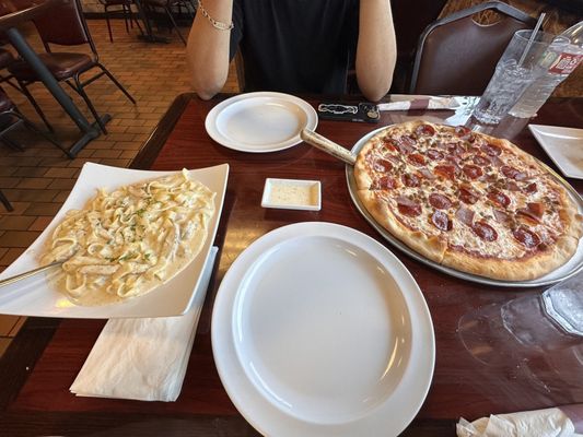 Mamma Mia's Pizza & Pasta by null
