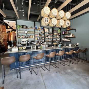 The Drake Kitchen & Bar - Cocktail Bars Near Me - Orlando, Florida The Drake Kitchen & Bar - Cocktail Bars Near Me - Orlando, Florida