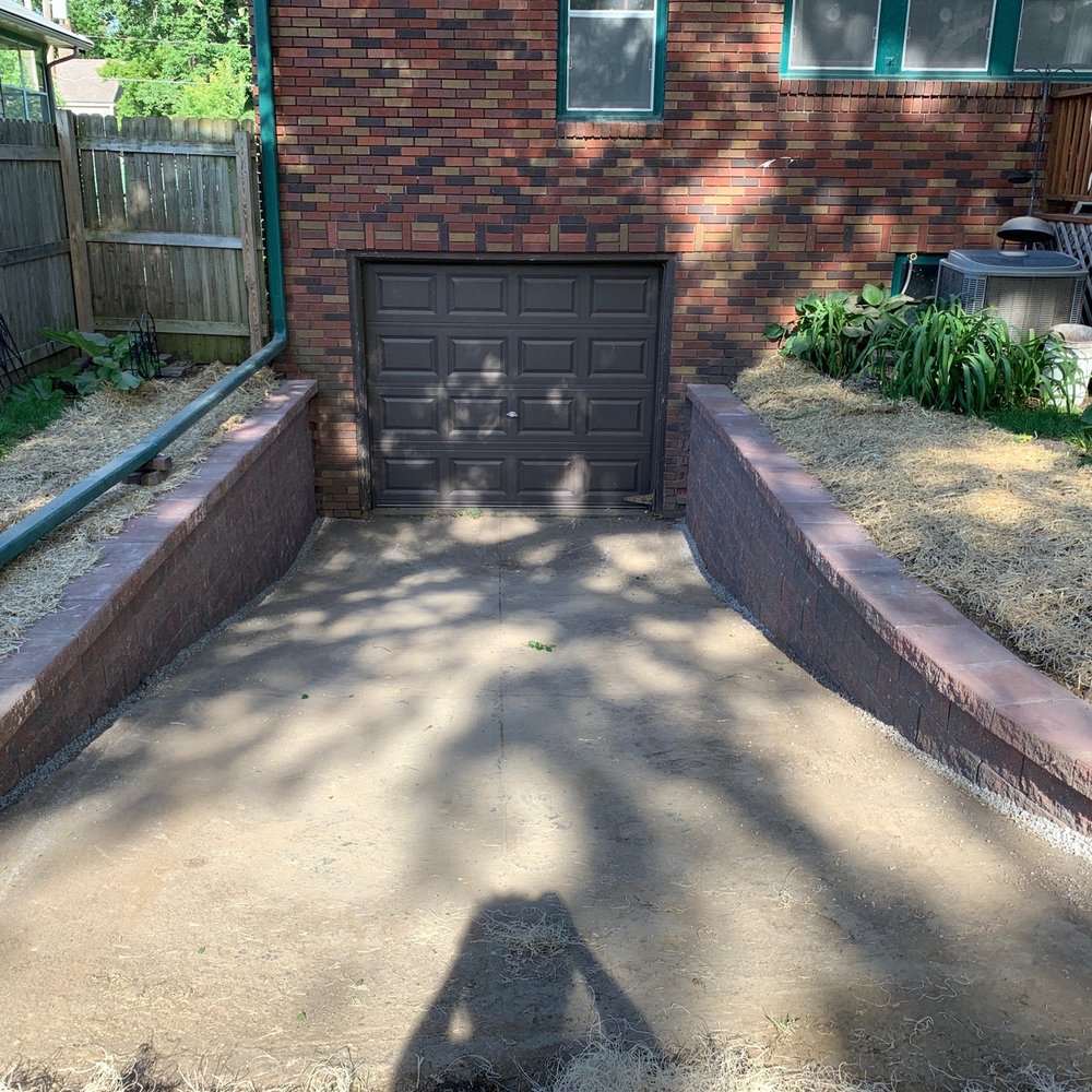 Whitfield's Lawn and Garden - New retaining wall courtesy of Whitfield's - Landscaping Near Me - Des Moines, Iowa Whitfield's Lawn and Garden - New retaining wall courtesy of Whitfield's - Landscaping Near Me - Des Moines, Iowa