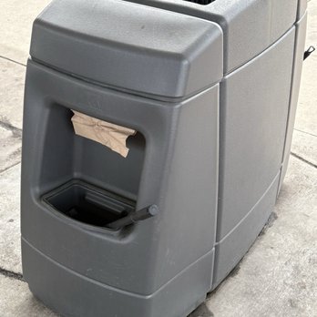 76 - Window washer fluid station - Gas Stations Near Me - Riverside, Illinois
