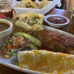 Los Vaqueros West - Relleno Combination, superb!! Awesome presentation and excellent taste!!