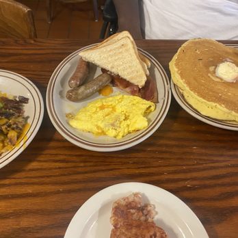 Marie's Diner - The Farm Hand - Breakfast & Brunch Near Me - La Plata, Maryland Marie's Diner - The Farm Hand - Breakfast & Brunch Near Me - La Plata, Maryland