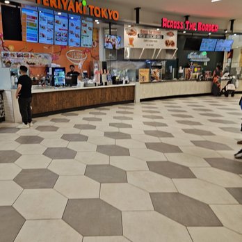Burbank Town Center - Food court - Shopping Centers Near Me - Burbank, California Burbank Town Center - Food court - Shopping Centers Near Me - Burbank, California