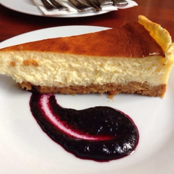 Mogg - Home made NY cheese cake (4€) - American Near Me - Berlin, BE