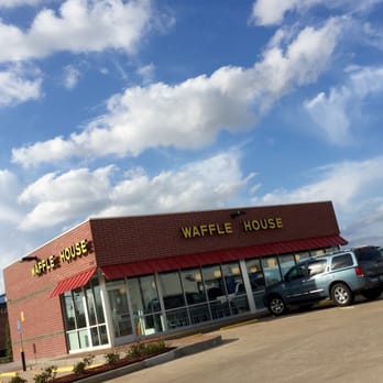 Waffle House - American Near Me - Pearland, Texas