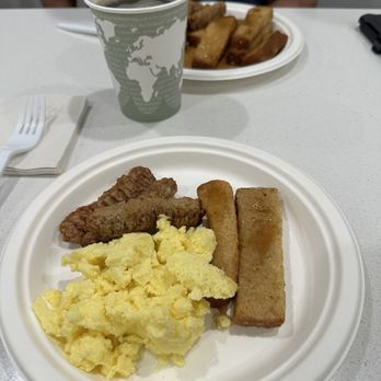 Best Western Marina State Beach - Sausage and eggs - Hotels Near Me - Marina, California Best Western Marina State Beach - Sausage and eggs - Hotels Near Me - Marina, California